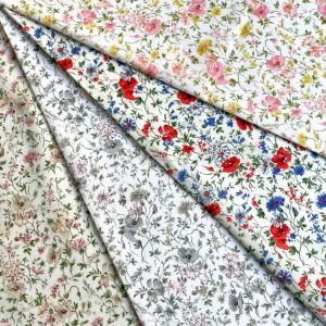 LIBERTY FABRICS リバティプリント イタリア製オーガニックタナローン生地＜Beatrice＞(ベアトリス)【ベージュ×ピンク】157J912-AU  | オーガニックタナローン | リバティ・ファブリックス正規販売店｜生地の通販メルシー