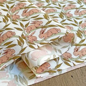 LIBERTY FABRICS リバティプリント 国産ピカデリーポプリン生地 LIBERTY FABRICS リバティプリント 国産ピカデリーポプリン生地
