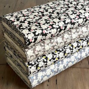 LIBERTY FABRICS リバティプリント 国産タナローン生地＜Chanelle