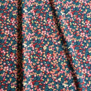 LIBERTY FABRICS リバティプリント 国産タナローン生地＜Wiltshire＞(ウィルトシャー)【レッド×ピンク】3339009P-J24A  | Pearly Christmas 2024 | リバティ・ファブリックス正規販売店｜生地の通販メルシー