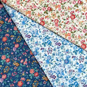 LIBERTY FABRICS リバティプリント イタリア製タナローン生地＜Merrifield  Botanical＞(メリフィールド・ボタニカル)【ホワイト地×ブルー】3634197-24BU《2024SS THE LIBERTY  KALEIDOSCOPE》 | 2024年春夏柄(THE LIBERTY KALEIDOSCOPE) | リバティ・ファブリックス正規 ...