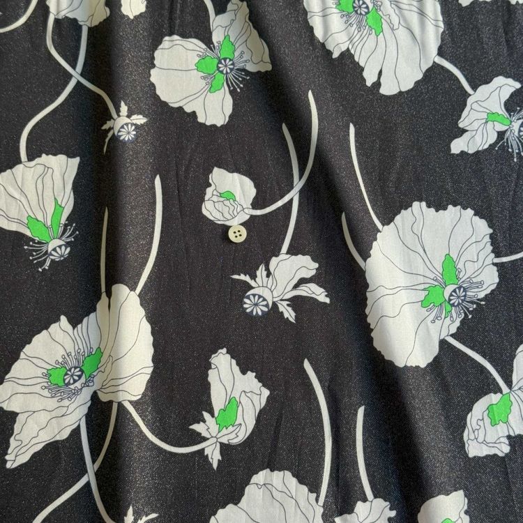 LIBERTY FABRICS リバティプリント 国産タナローン生地＜Fragile