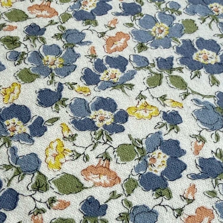 LIBERTY FABRICS リバティプリント コットンフランネル生地＜Mrs