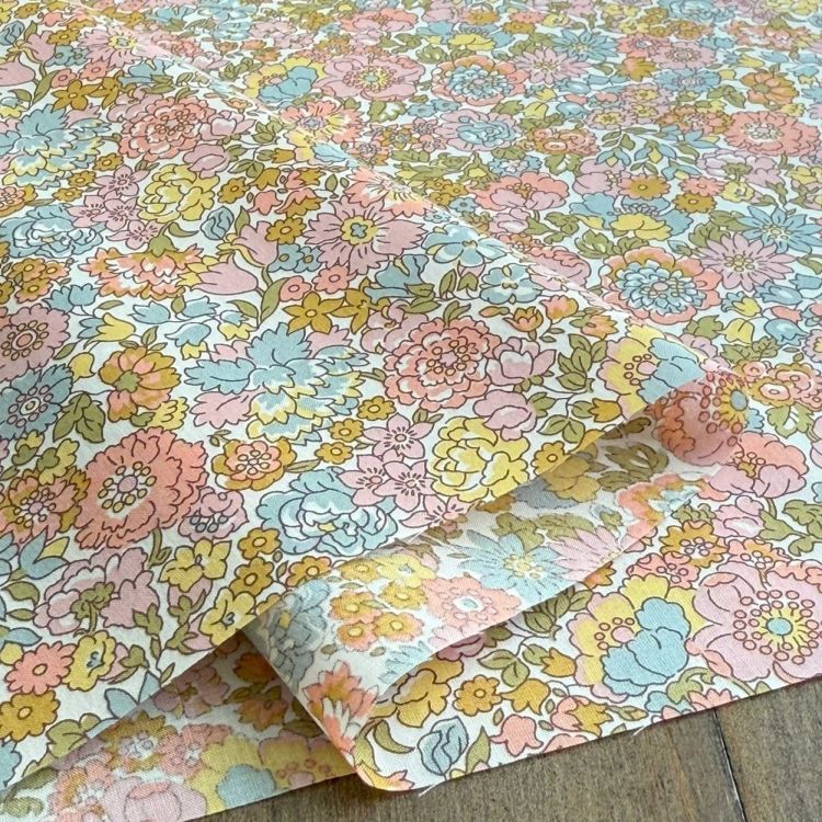 LIBERTY FABRICS リバティプリント イタリア製タナローン生地＜Nell