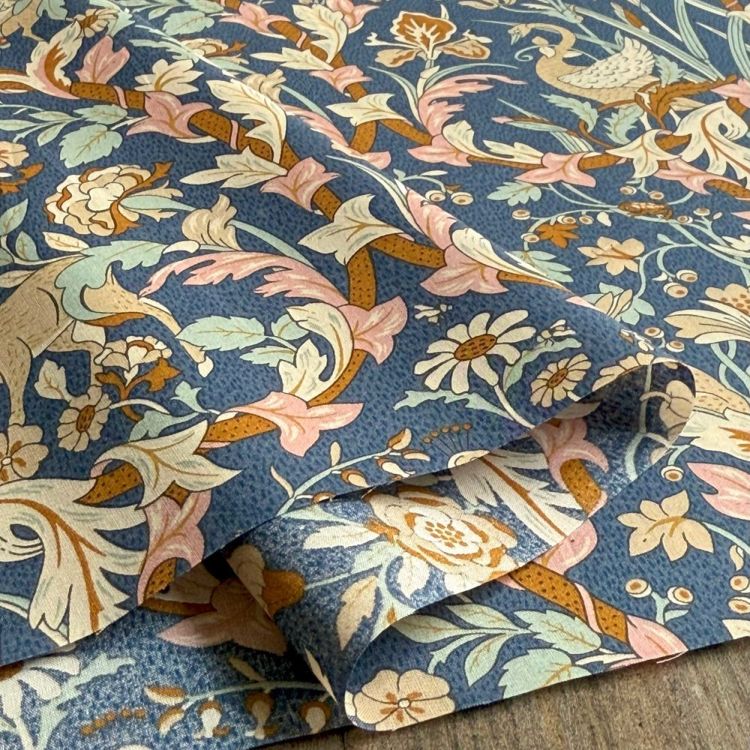 【美品】コンパニーアイタリアーナ　イタリア製　ファー　ポンチョ　グリーン LIBERTY イタリア製タナローン ＊2023 秋冬柄