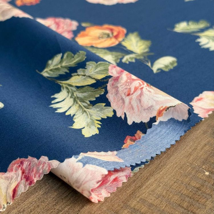 LIBERTY FABRICS リバティプリント イタリア製タナローン生地＜Regency