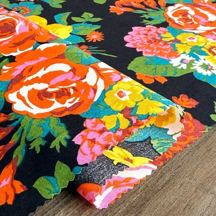 LIBERTY FABRICS リバティプリント イタリア製タナローン生地＜Flower