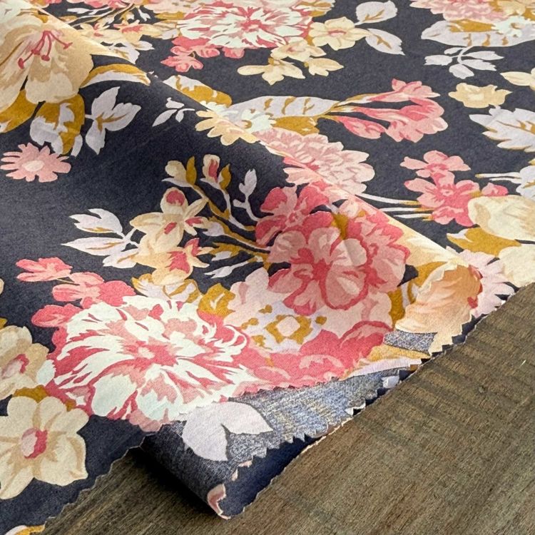 LIBERTY FABRICS リバティプリント イタリア製タナローン生地＜Flower