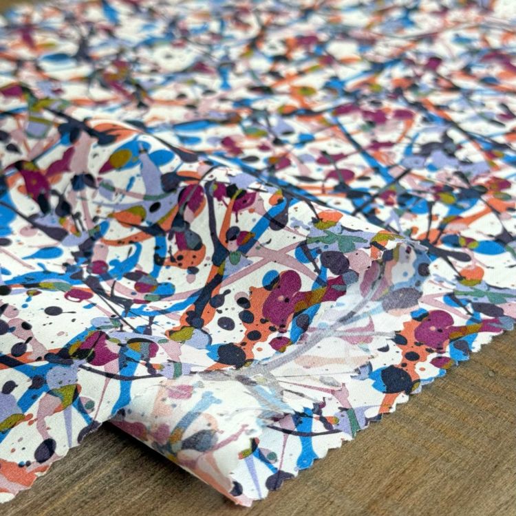 LIBERTY FABRICS リバティプリント イタリア製タナローン生地＜Club