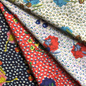 LIBERTY FABRICS リバティプリント 国産タナローン生地(エターナル)＜Juniper＞(ジュニパー)【ブルー＆グリーン】3636259ZE  | 2022年廃盤エターナル | リバティ・ファブリックス正規販売店｜生地の通販メルシー