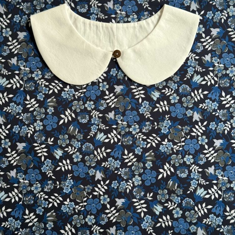 LIBERTY❃︎ハンドメイドスタイ【ブルー×エデナム】リバティ ネイビー 紺色 LIBERTY FABRICS リバティプリント 国産タナローン生地(エターナル