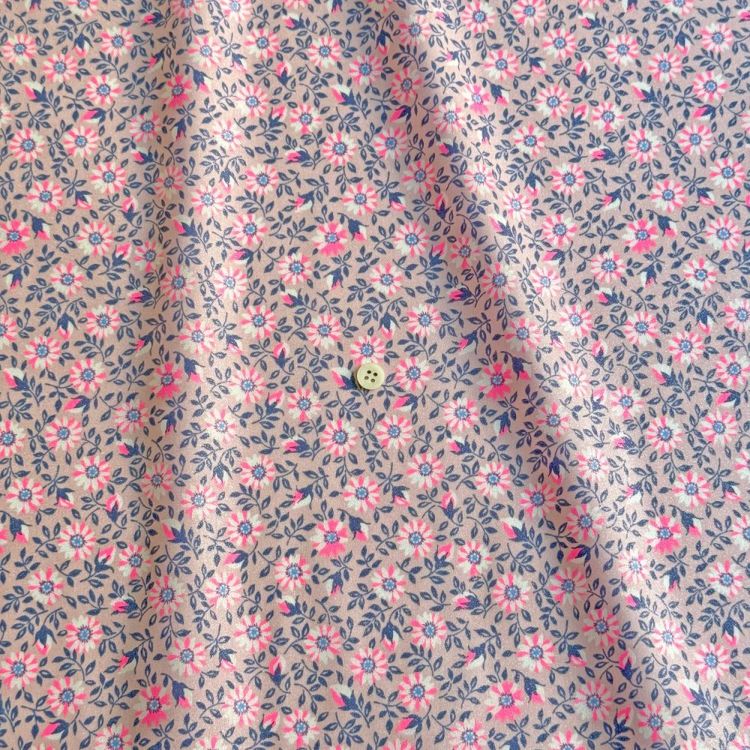 LIBERTY FABRICS リバティプリント 国産タナローン生地＜Clarisse