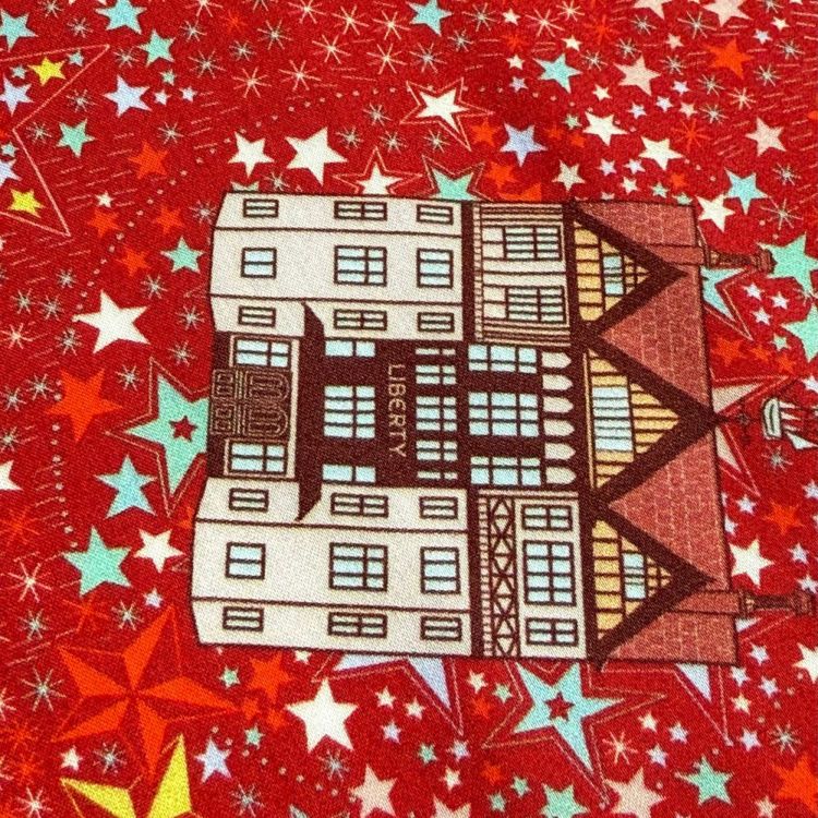 LIBERTY FABRICS リバティプリント 国産タナローン生地＜Adelajda