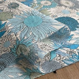 LIBERTY FABRICS リバティプリント 国産綿シルクローン生地(エターナル)＜Small Susanna＞(スモールスザンナ)3638158-ECS  | 綿シルクローン | リバティ・ファブリックス正規販売店｜生地の通販メルシー