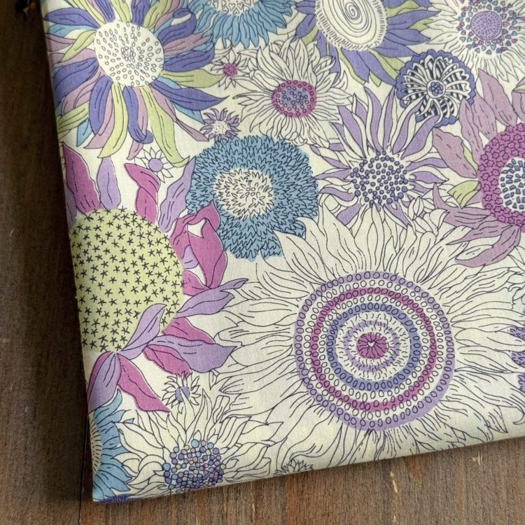 LIBERTY FABRICS リバティプリント 国産タナローン生地＜Small Susanna