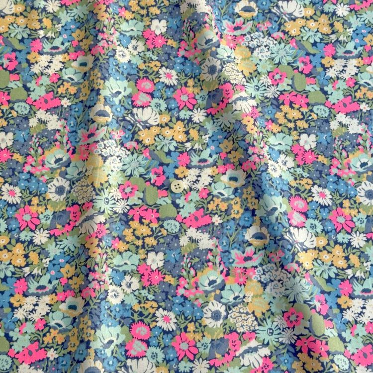 【新品】リバティ LIBERTY fabric　タナローンパジャマ（S)№a25 新品】リバティ LIBERTY fabric タナローンパジャマ（S)№a25