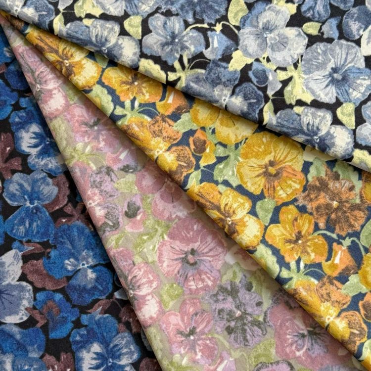 LIBERTY FABRICS リバティプリント 国産イズリントン・ブロード生地(綿