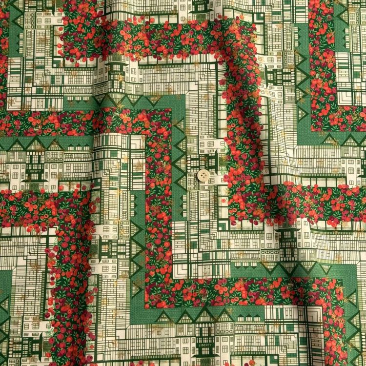 LIBERTY FABRICS リバティプリント 国産タナローン生地＜Tudor Berry