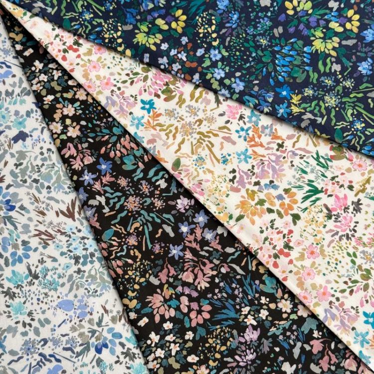 【美品】コンパニーアイタリアーナ　イタリア製　ファー　ポンチョ　グリーン LIBERTY FABRICS リバティプリント イタリア製タナローン生地
