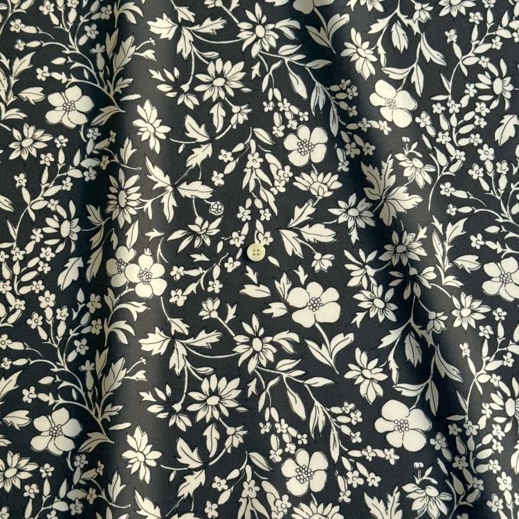 LIBERTY FABRICS リバティプリント イタリア製タナローン生地＜Callie
