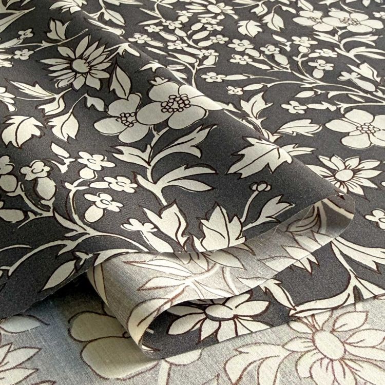 LIBERTY FABRICS リバティプリント イタリア製タナローン生地＜Callie