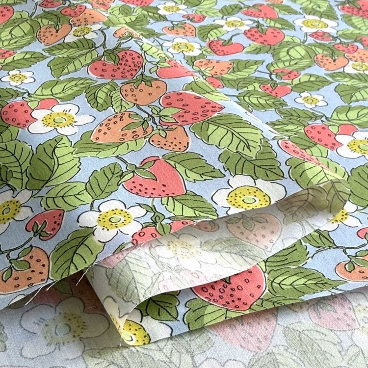 LIBERTY FABRICS リバティプリント イタリア製タナローン生地