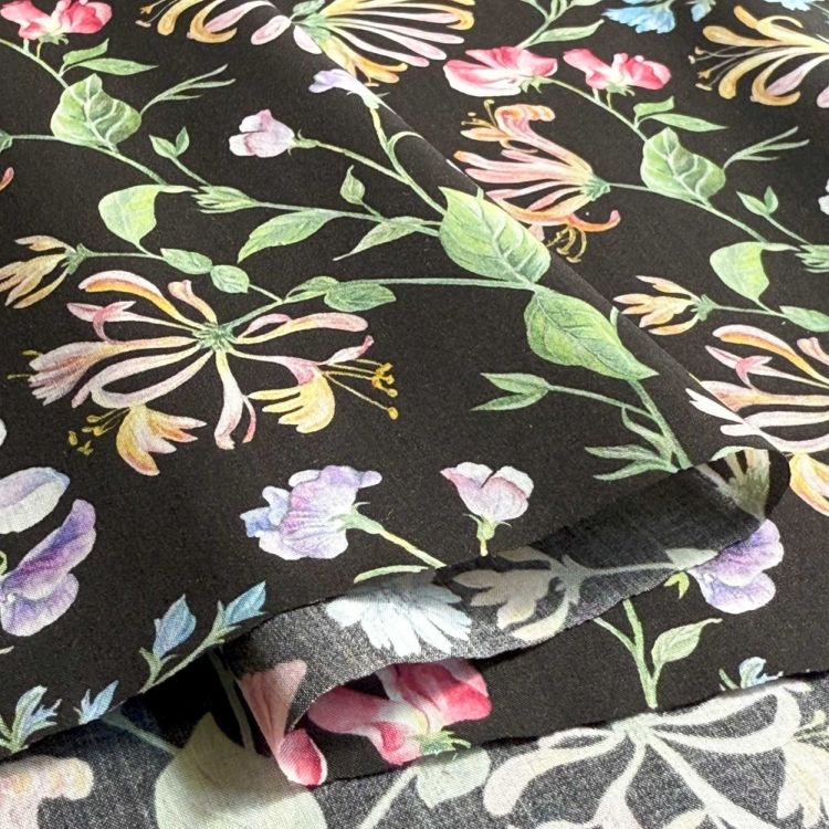 LIBERTY FABRICS リバティプリント イタリア製タナローン生地＜Asaka