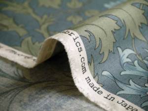 moda fabrics(モダ・ファブリックス)William Morris ウィリアムモリス シーチング生地＜Anemone＞(アネモネ)＜LIGHT  BLUE(ライトブルー)＞8217-34 | William Morris(moda fabric) | リバティ・ファブリックス正規販売店｜生地 の通販メルシー