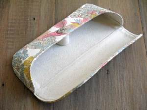 LIBERTY FABRICS リバティプリントを使ったメガネケース