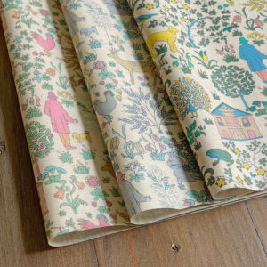 LIBERTY FABRICS リバティプリント 国産綿麻シーチングつや消しラミネート生地 ＜Symbols＞(シンボルズ)【ライムグリーン×ブルー×イエロー】(ビニールコーティング生地)CLLAMI-DC32256L-J22O《メルシー創業70周年記念柄  Merci's Platinum Jubilee 2022》 | メルシー70周年 ...