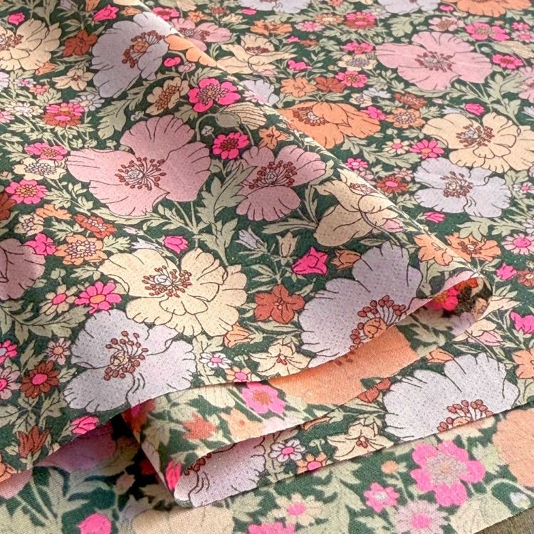 LIBERTY FABRICS リバティプリント 国産タナローン生地＜Meadow Song