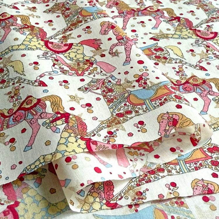 LIBERTY FABRICS リバティプリント 国産タナローン生地＜Celestial