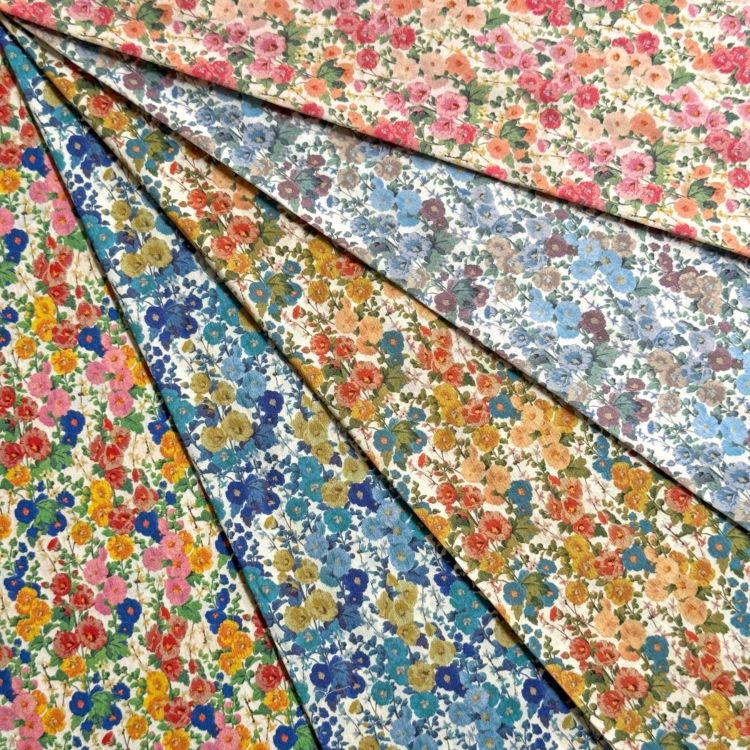 リバティプリント 国産タナローン生地＜Gertrude's Flowers