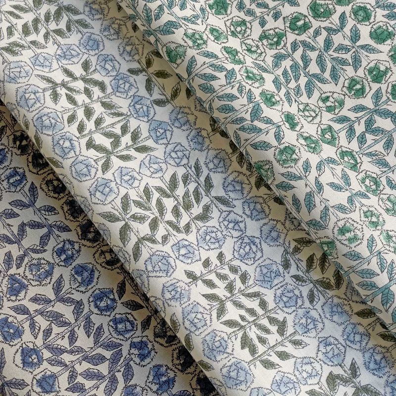 LIBERTY FABRICS リバティプリント  国産タナローン生地(メルシー別注)カットクロスセット3枚入り＜SleepingRose＞(スリーピングローズ)L-Merci-SleepingRose  | メルシー本店10周年記念コレクション | リバティ・ファブリックス正規販売店｜生地の通販 ...