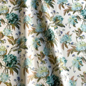 LIBERTY FABRICS リバティプリント 国産つや消しラミネート(ビニールコーティング生地)【エターナル】＜Decadent Blooms＞( デカダントブルームス)MATLAMI3638232ZE | ラミネート加工 | リバティ・ファブリックス正規販売店｜生地の通販メルシー