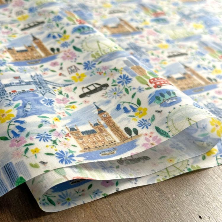 LIBERTY FABRICS リバティプリント 国産つや消しラミネート(ビニール
