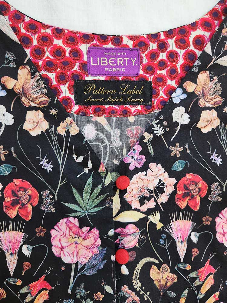 LIBERTY FABRICS リバティプリントを使ったパネル切り替えワンピース