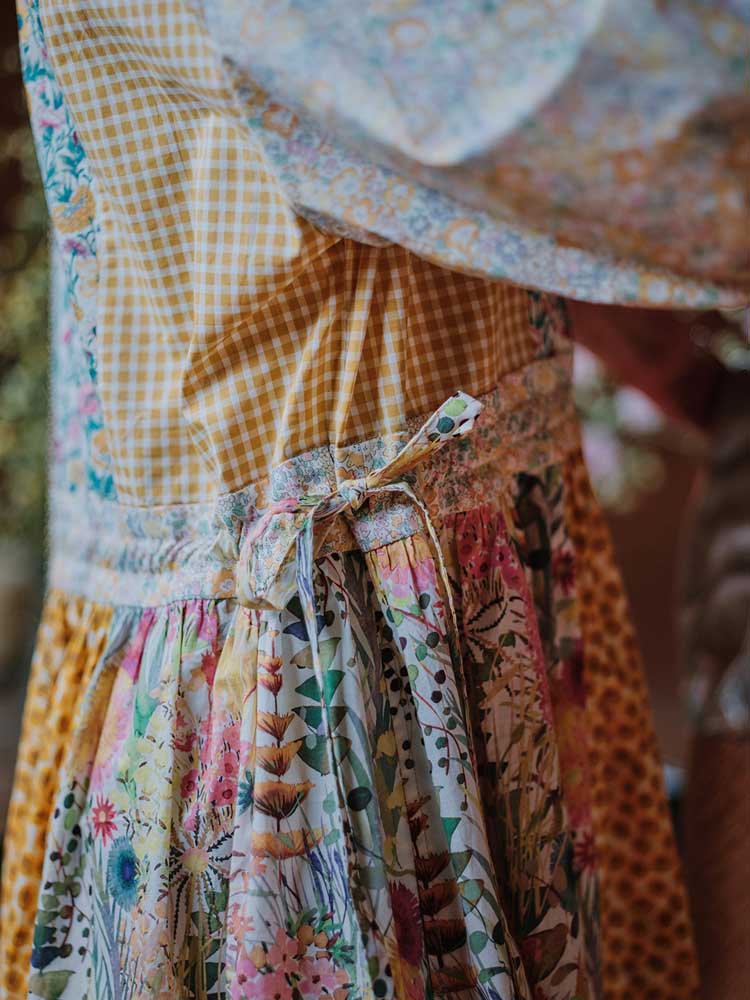LIBERTY FABRICS リバティプリントを使ったパネル切り替え