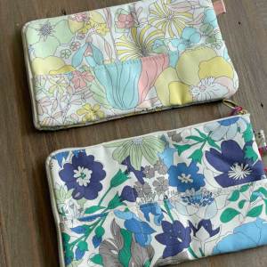 LIBERTYリバティプリントを使ったラウンドフラットポーチ RFlat-Pouch