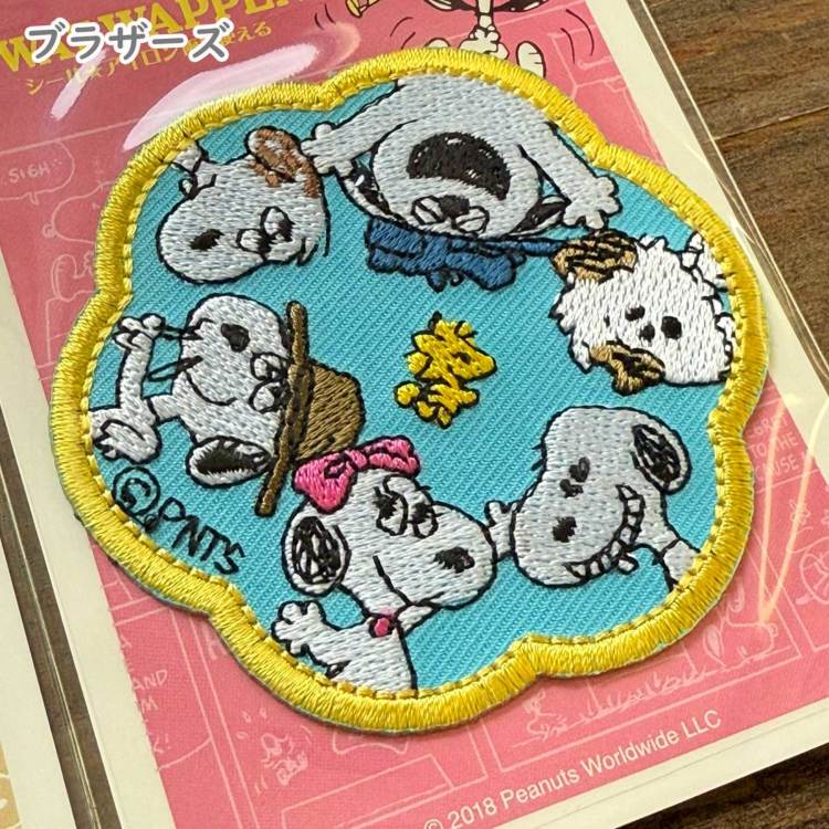 スヌーピーPEANUTSピーナッツ シール・アイロン接着両用ワッペン
