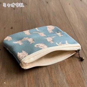 LIBERTY FABRICS リバティプリントを使ったティッシュポーチ