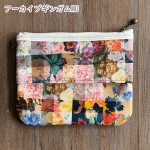 LIBERTY FABRICS リバティプリントを使ったティッシュポーチ