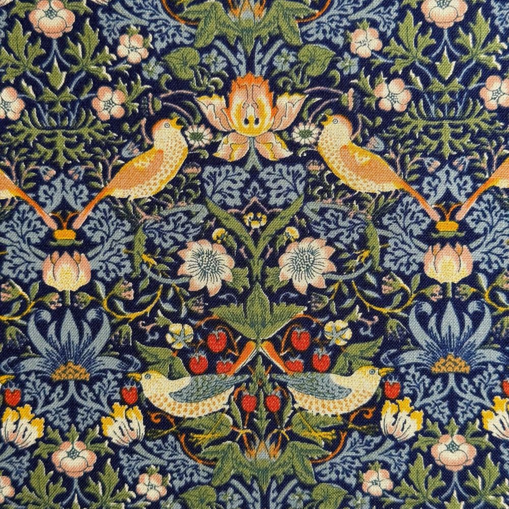 V&A William Morris ウィリアムモリス シーチング生地＜Strawberry