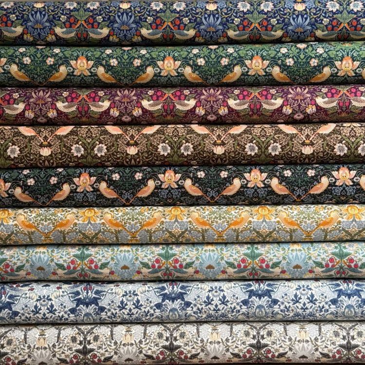 【ラヴィ】DeepForestGreen&FCAlice柄 V&A William Morris ウィリアムモリス シーチング生地