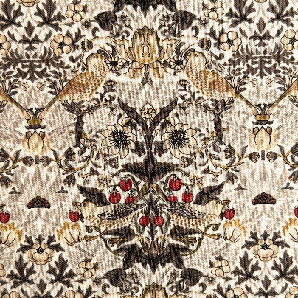 V&A William Morris ウィリアムモリス シーチング生地＜Strawberry