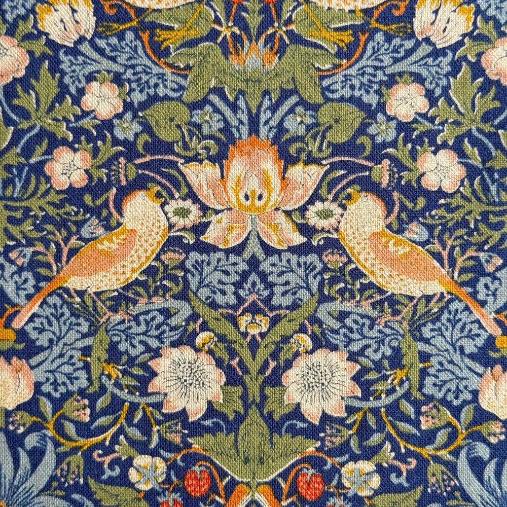 V&A William Morris ウィリアムモリス 綿麻キャンバス生地＜Strawberry