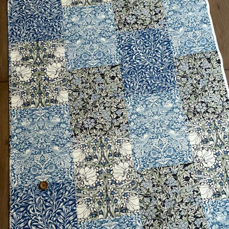 V&A William Morris ウィリアムモリス ブロード生地＜Morris Collage