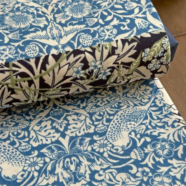 V&A William Morris ウィリアムモリス ブロード生地＜Morris Collage